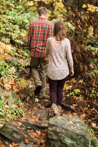 30-central-wi-fall-engagement-photos-james-stokes-photography