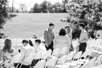 39-Backyard-Home-Bohemian-Wisconsin-Wedding-Photos-James-Stokes-Photography