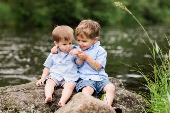 15-Northern-Central-Wisconsin-Family-Photographer-Medford-Wisconsin-James-Stokes-Photography-Water-Woods-Lifestyle-Photos.19